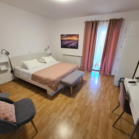 Apartments & Rooms Tom Medulin Dış mekan fotoğraf