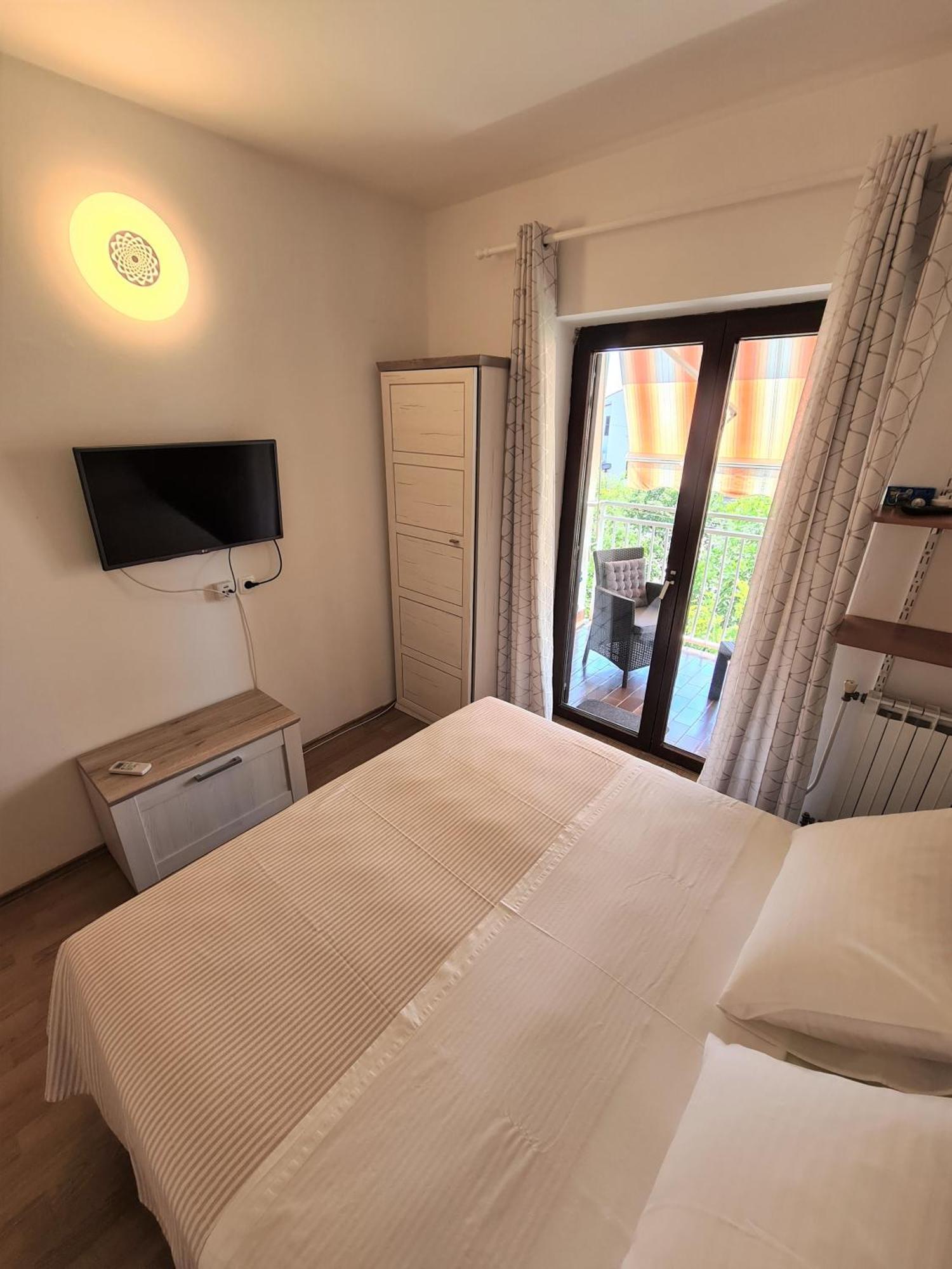 Apartments & Rooms Tom Medulin Dış mekan fotoğraf